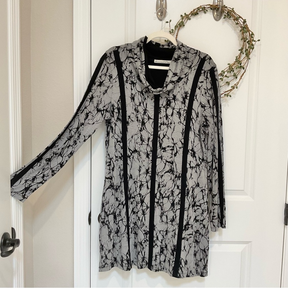 Hammock & Vine Cowlneck Athleisure Dress Size L, EUC